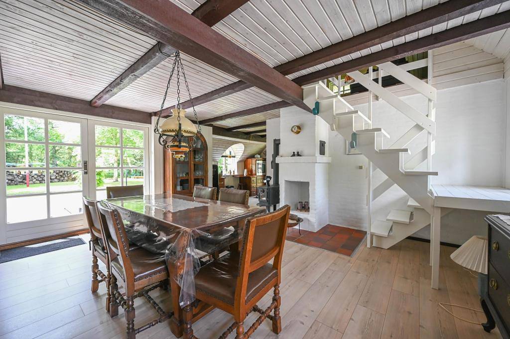 Reetgedecktes Ferienhaus nahe der dänischen Nordsee – Mit Whirlpool und schöner Südterrasse aus Holz in Ulfborg, Holstebro und Umgebung