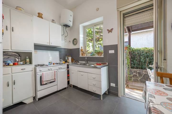 Villa 'Villetta Ninetta' con vistas a la montaña, Wi-Fi y aire acondicionado in Carini, Provincia de Palermo