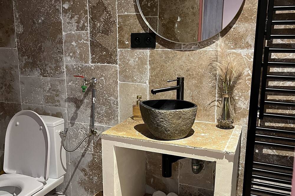 Apartamento entero, La Suite, Avec Jacuzzi & Sauna in Muret, Alto Garona