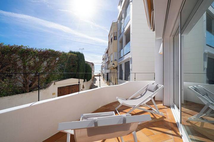 Apartment for 4 people, with balcony in Cala El Portet