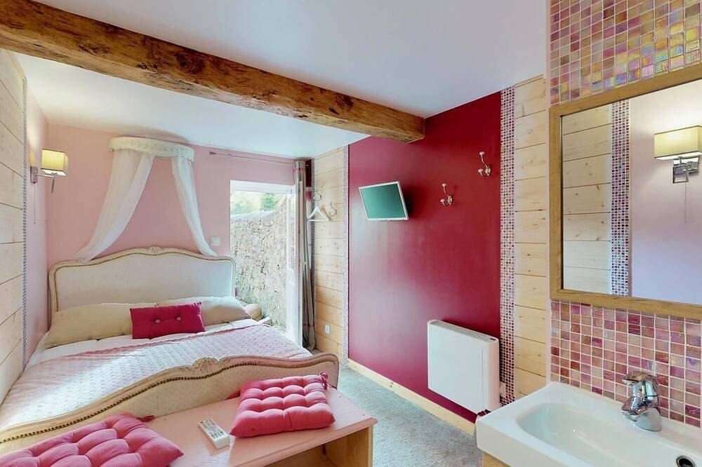 Privatunterkunft · Tamerville · 9 Schlafzimmer · 12 Betten · 8 Badezimmer in Tamerville, Côte de la Déroute