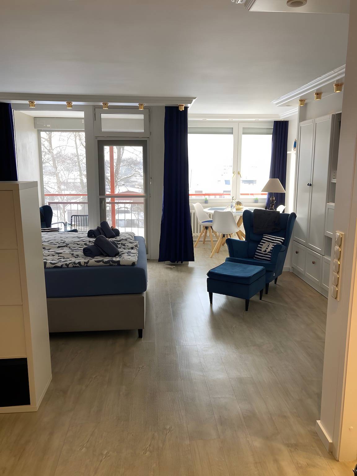 Ganze Wohnung, Ferienwohnung 'Kapitäns Kajüte Am Steinhuder Meer' mit Meerblick, Balkon und Wi-Fi in Wunstorf, Steinhuder Meer