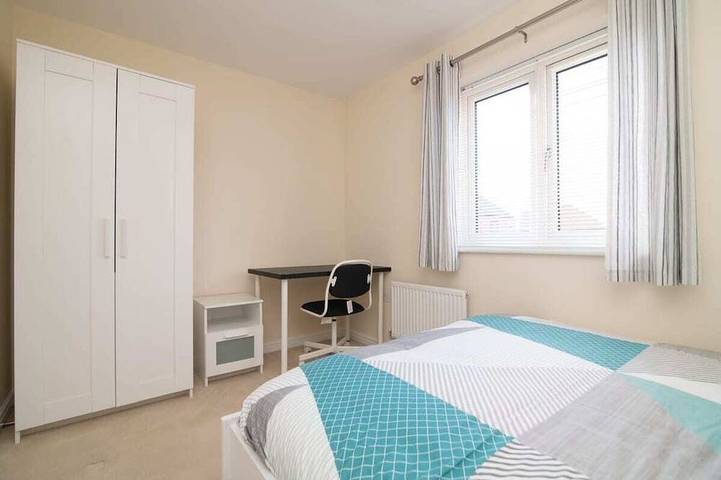 Apartamento entero, Apartamento-Baño privado in Wolverhampton, Birmingham y alrededores