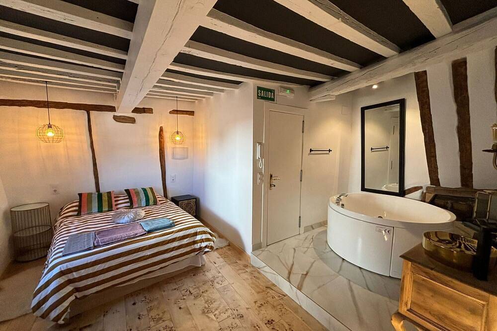 Habitación Oro by Gloove in Cuenca, Cuenca Province