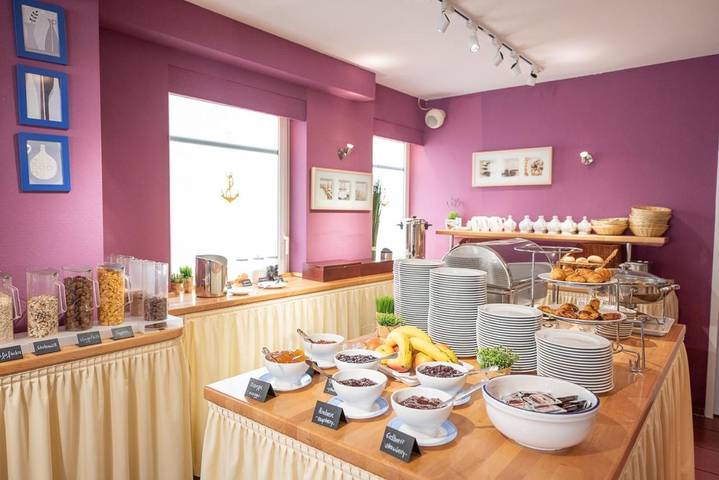 Hotel für 3 Personen, mit Haustier in Hamburger DOM - 3