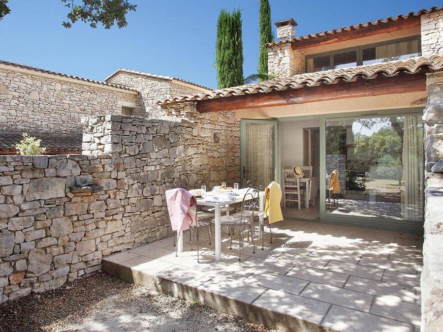 Résidence Odalys Référence La Bastide des Chênes - Wohnung 5 personen - 2-Zimmer-Duplexwohnung 4/5 Personen - mit Stockwerk in Gordes, Regionaler Naturpark Luberon