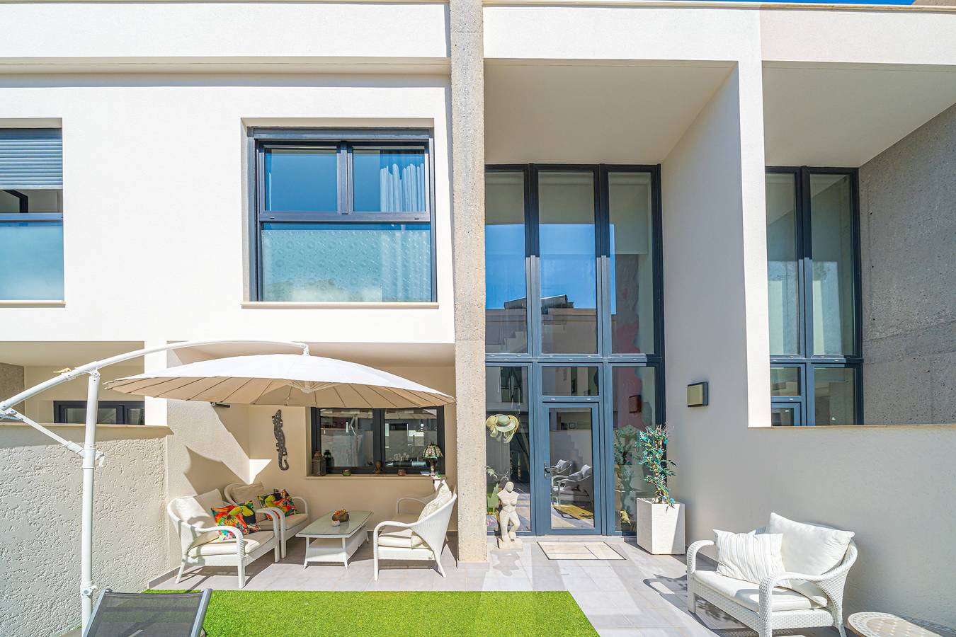 Casa de vacaciones 'Pegaso Playa De Albir' con vistas al mar, Wi-Fi y aire acondicionado in L'Albir, Alfàs del Pi