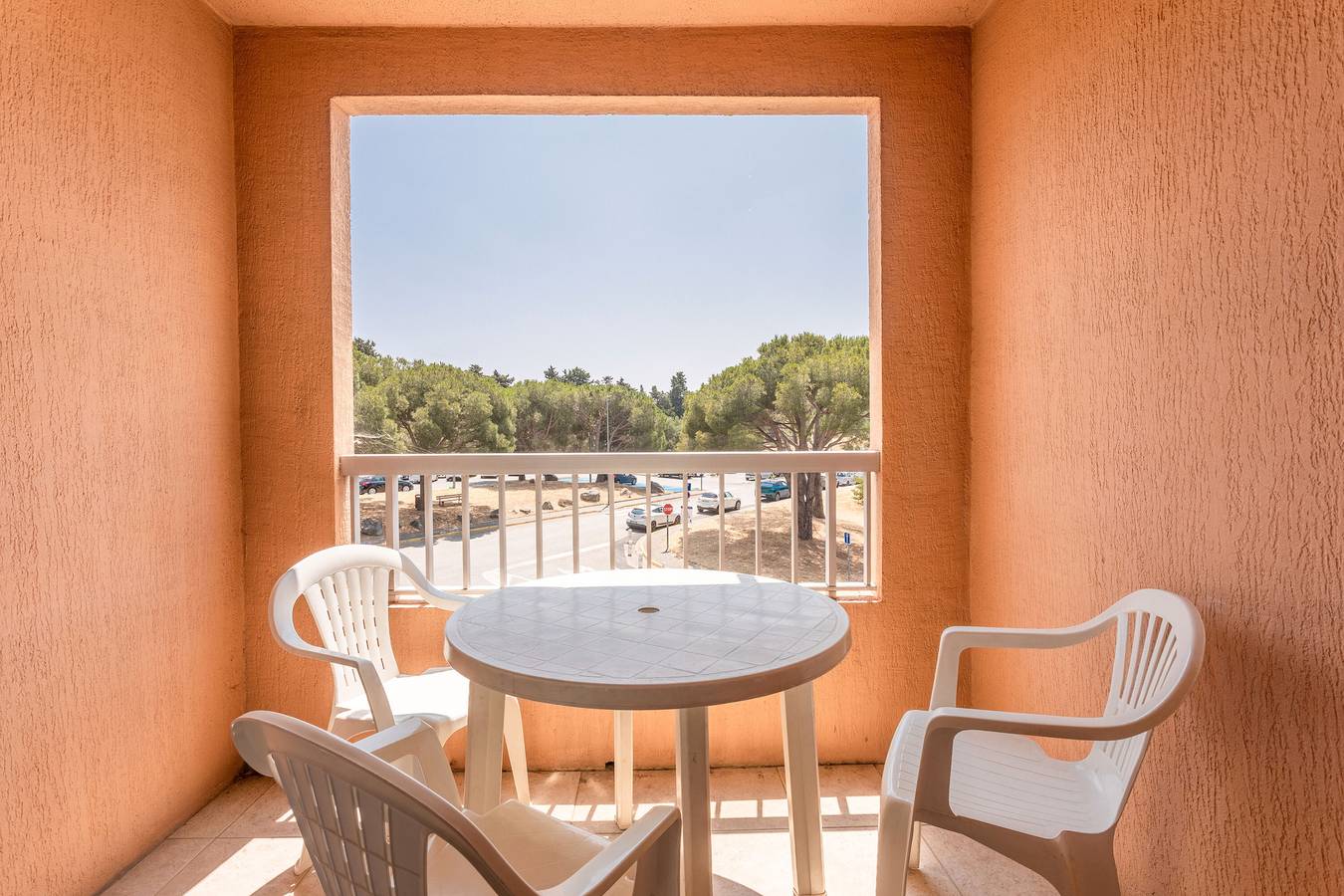 Ganze Wohnung, Ferienwohnung 'Studio Meublé' mit Gemeinschaftspool in Frejus, Draguignan Region