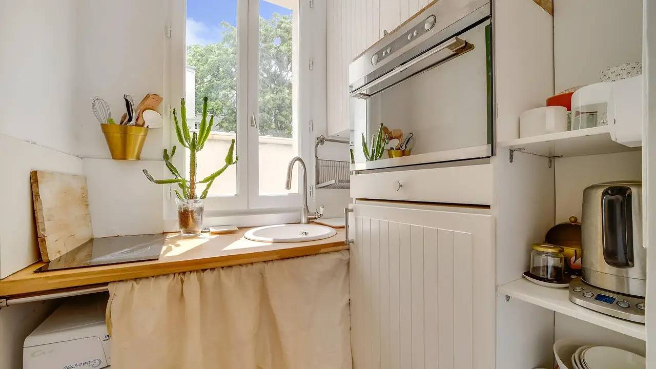 Entire holiday apartment, Ferienwohnung für 3 Personen (29 m²) in Saint-Ouen in Saint-Ouen, Seine-Saint-Denis