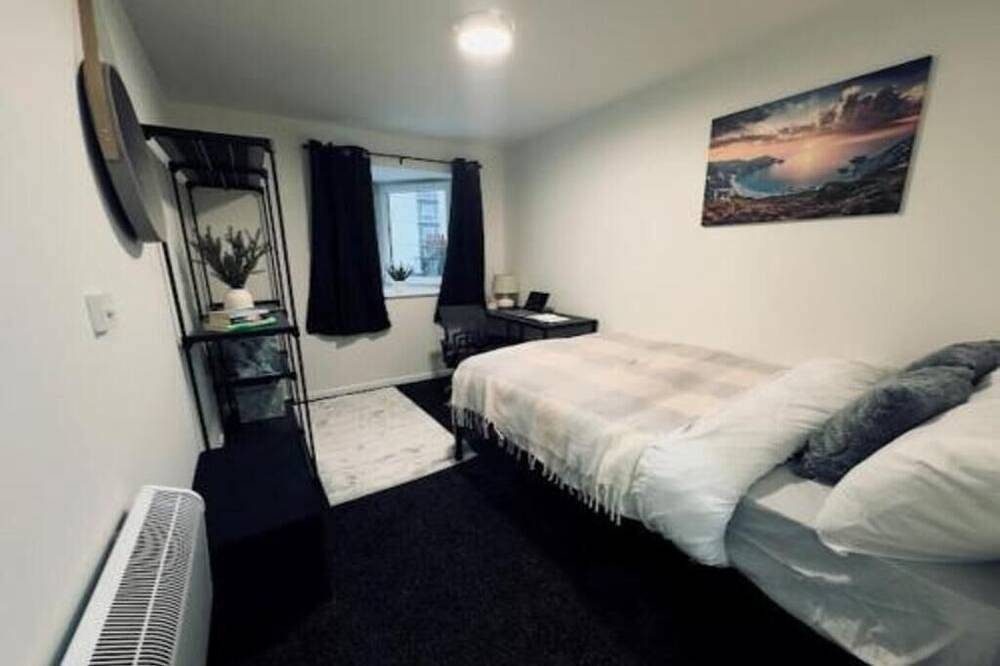 Sandard Room In Town Centre in Middlesbrough, North East England