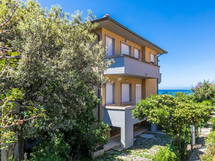 Ferienwohnung für 6 Personen, mit Balkon und Garten in San Vincenzo - 2