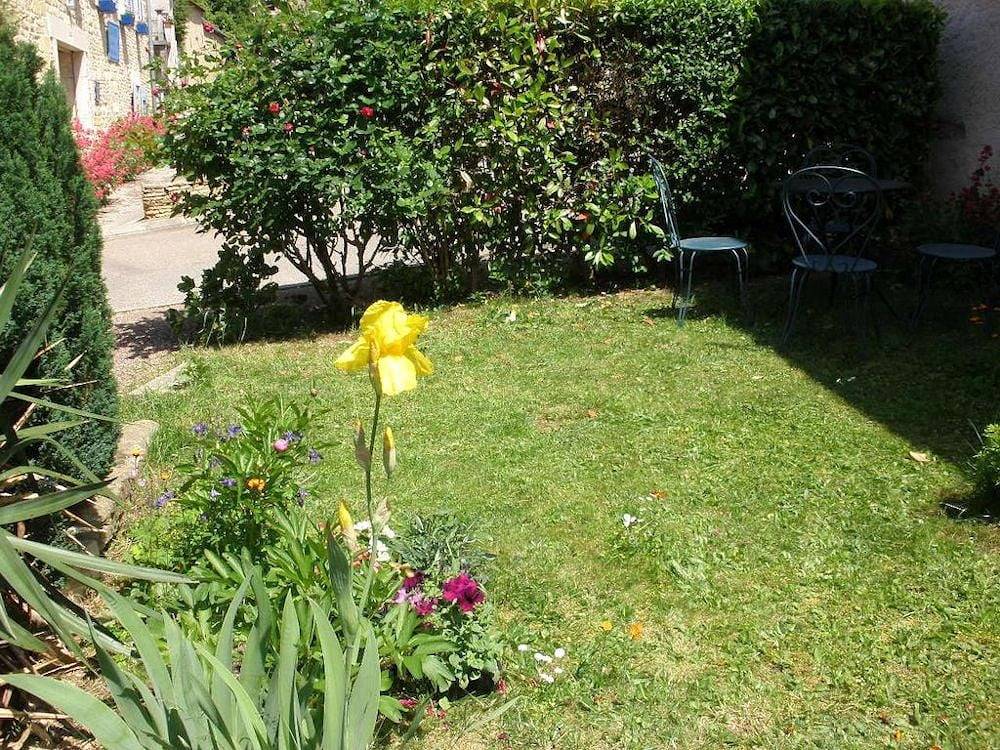 Logis Saint-Martin - Chambre Bully in Magny-lès-Villers, Région de Beaune