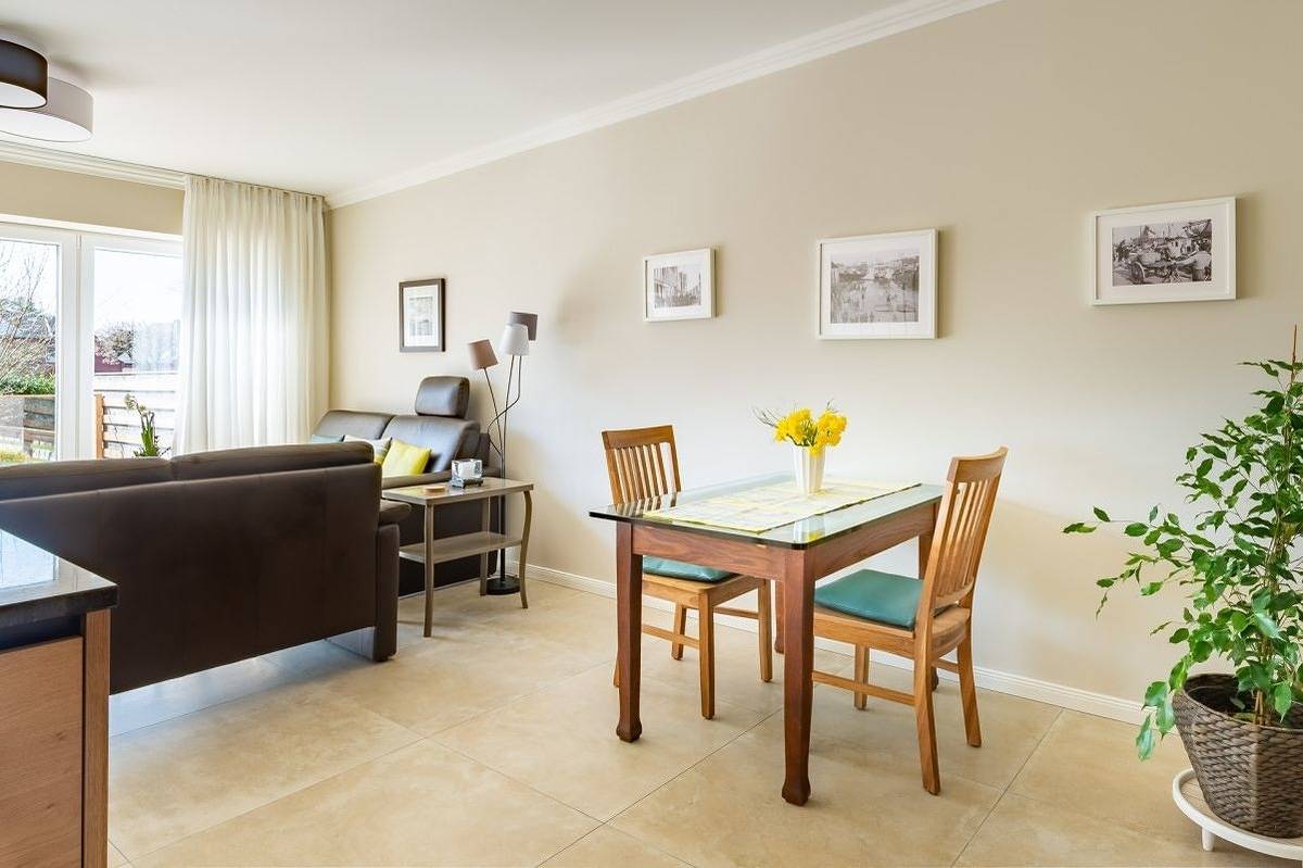 Ganze Ferienwohnung, Ferienwohnung für 6 Personen mit Garten in Husum, Nordfriesland