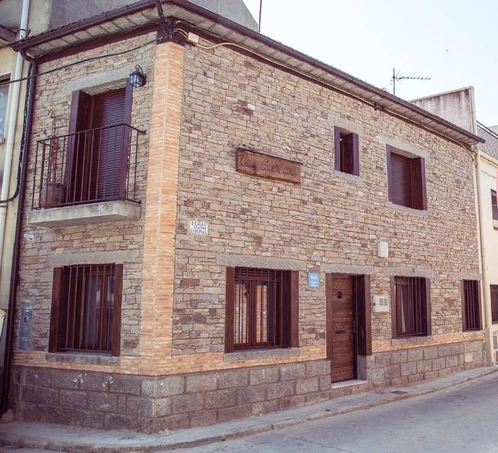 Apartamento para 7 personas, con Balcón en Sotillo de la Adrada