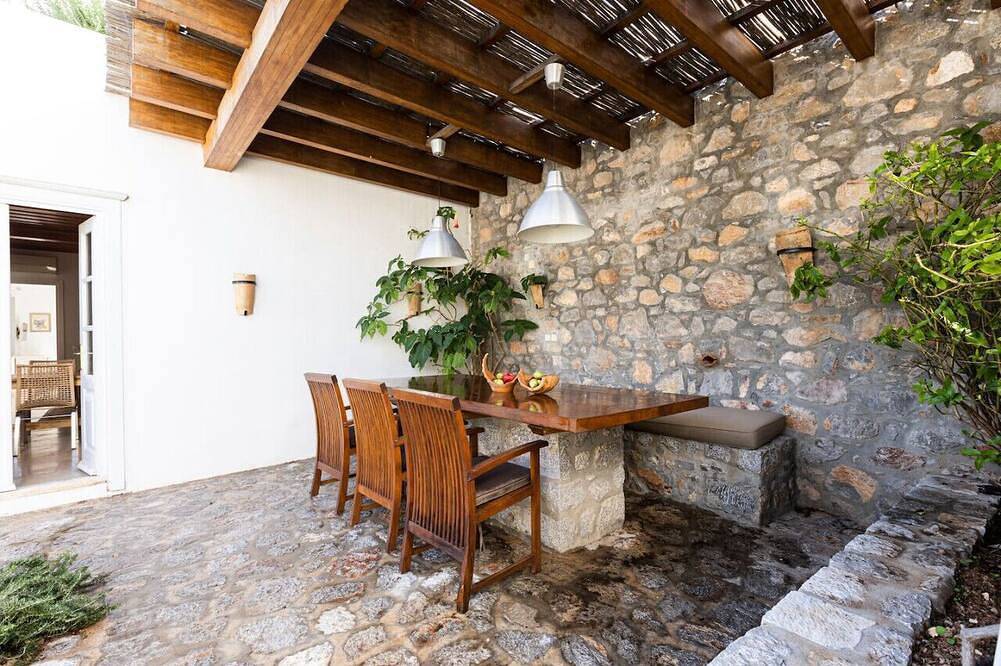 Villa Alethea Retreat in Hydra