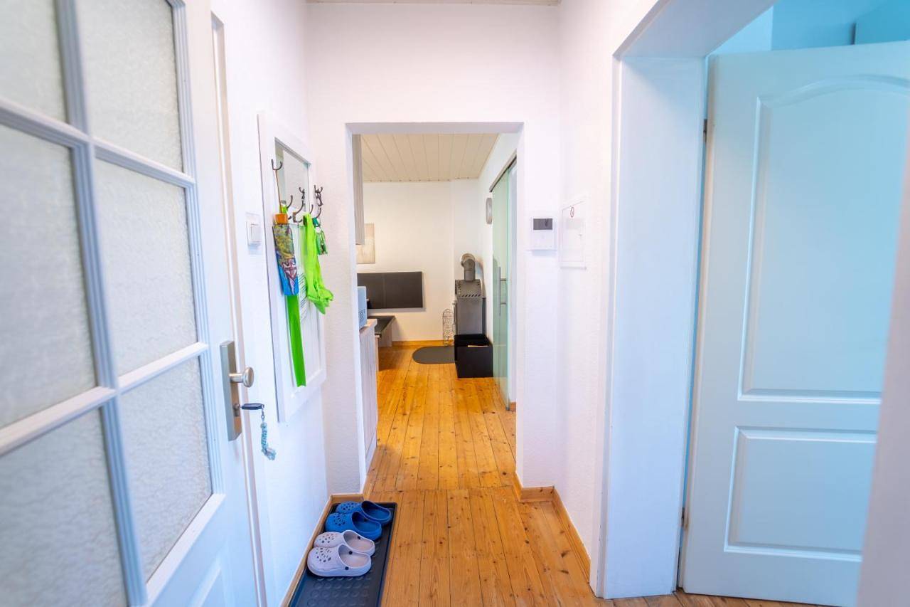 Ganze Wohnung, One-Bedroom Apartment in Metternich, Koblenz