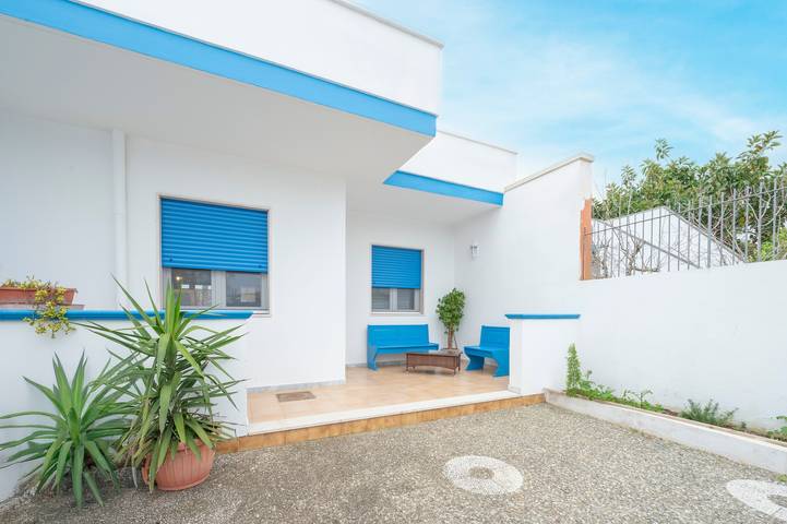 Entire apartment, Apartment 'Casa Relax San Foca' with Private Terrace, Private Garden and Air Conditioning in Melendugno, Lecce Province