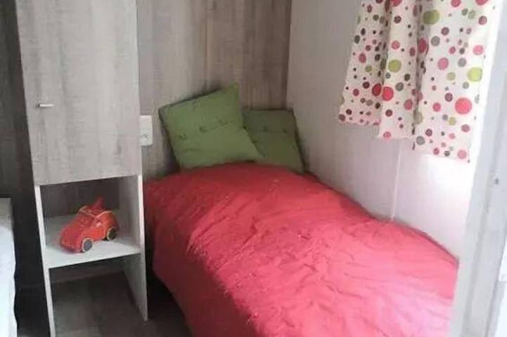 Gîte pour 6 personnes, avec piscine et terrasse à Sainte-Catherine-de-Fierbois - 3