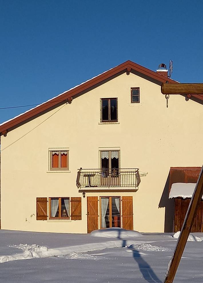 Gîte pour 8 personnes, avec terrasse et jardin à Morbier - 3