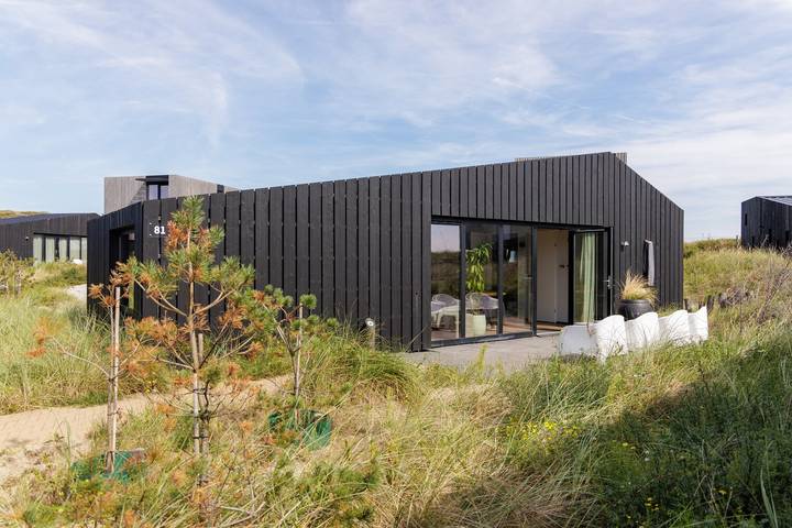 Chalet voor 4 personen, with Balkon/Terras and Terras as well as Tuin in Zandvoort