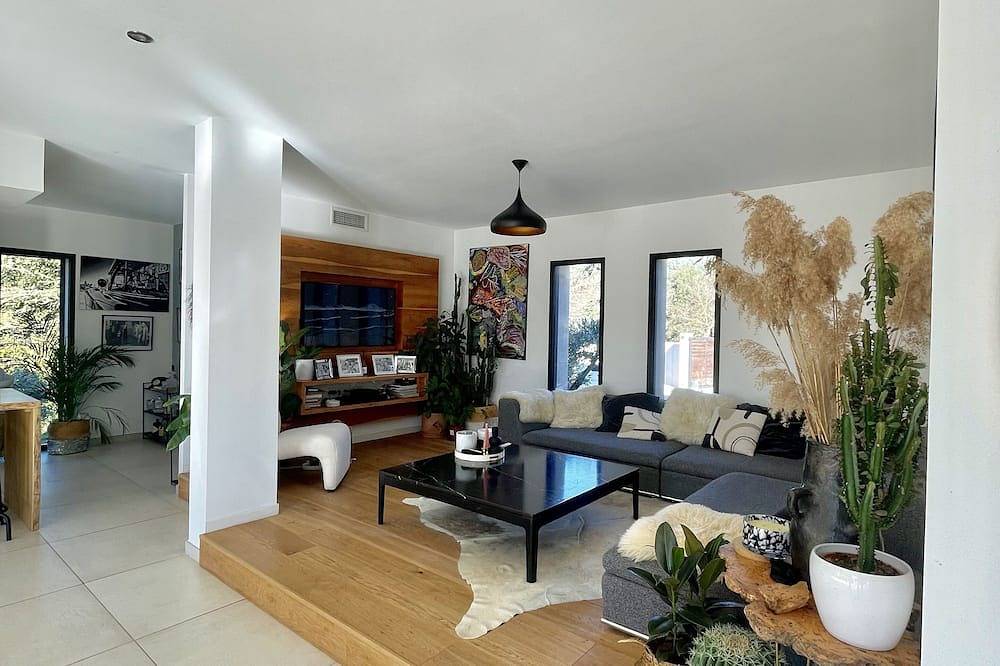 Contemporary villa Aix en Provence in Cabriès, Aix-en-Provence und Umgebung