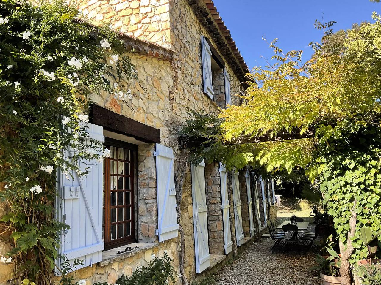 Maison 8 Personnes in Entrecasteaux, Brignoles region