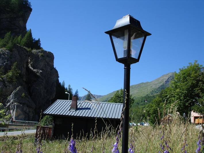 Lodge for 4 people, with balcony in French Alps