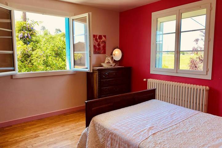 Location de vacances pour 8 personnes, avec terrasse et jardin à Capdrot - 3