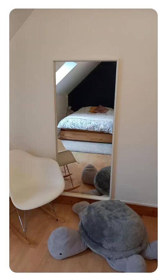 Gîte pour 2 personnes, avec terrasse ainsi que vue et jardin dans Frouville