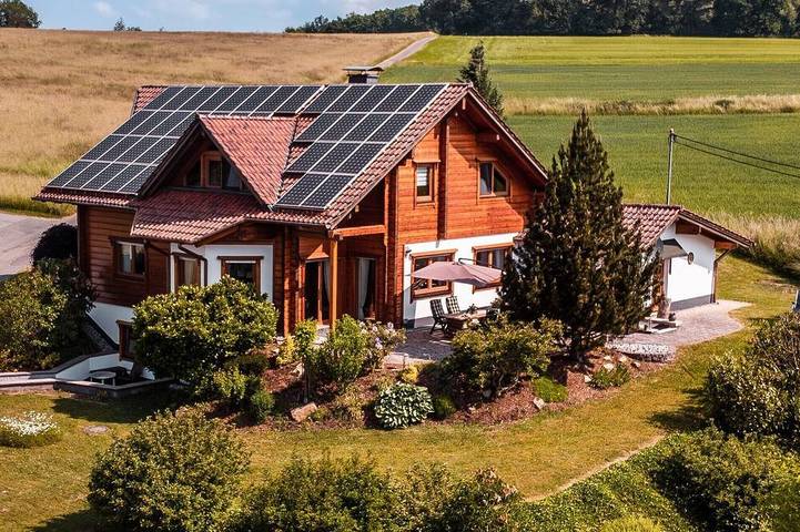 Ferienwohnung für 6 Personen, mit Garten und Terrasse