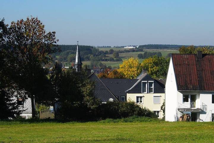 Ferienhaus für 8 Personen, mit Garten und Sauna