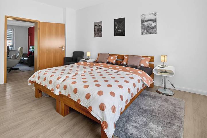 Appartement entier, Fewo Galliet - central, calme, meilleur équipement et Wifi gratuit in Essen, Ruhr