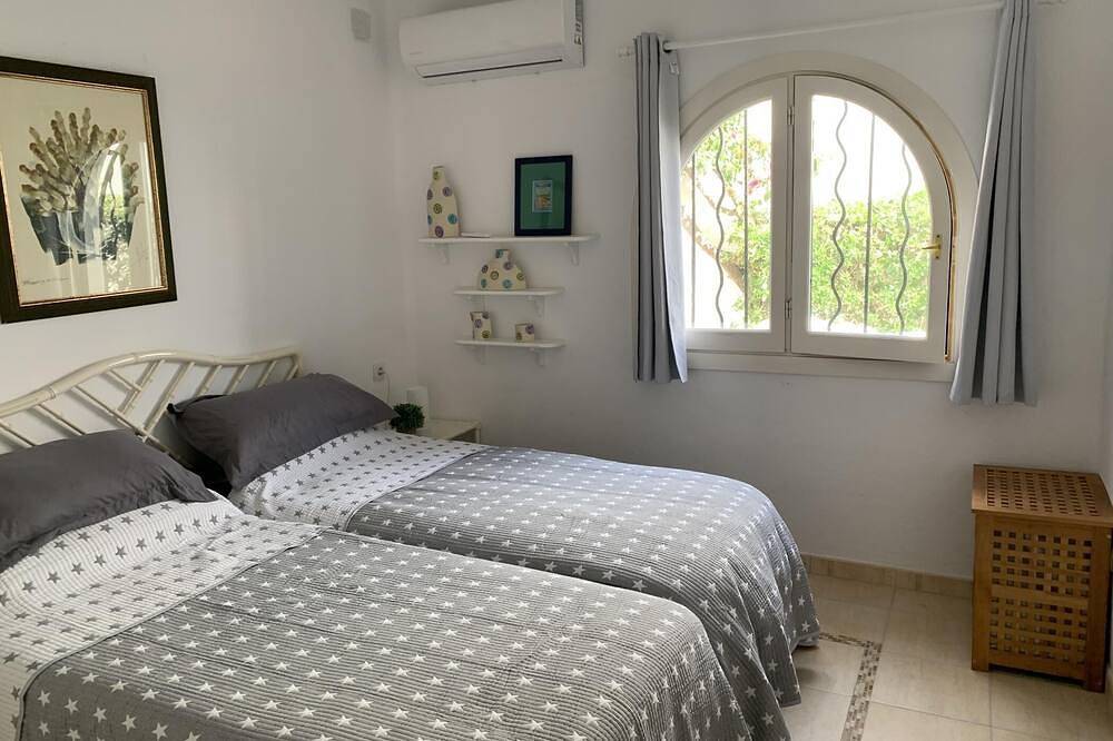 Suitur Cozy house for families - Sea and Golf course views - barbacue in Marbella, Costa del Sol
