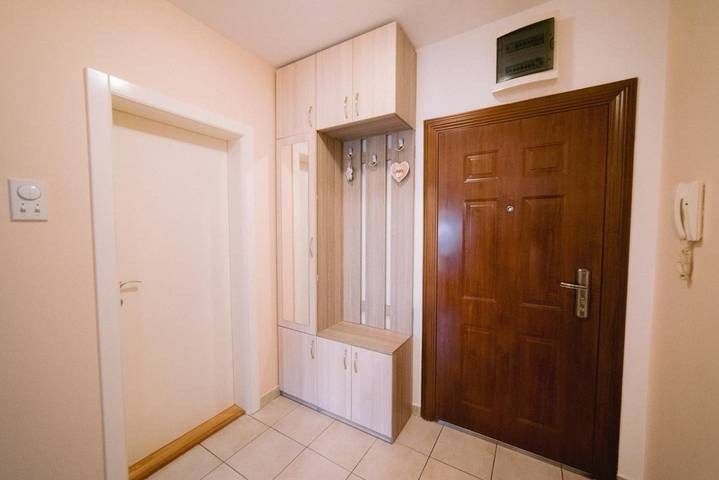 Gîte pour 4 personnes, avec terrasse à Novi Sad - 4