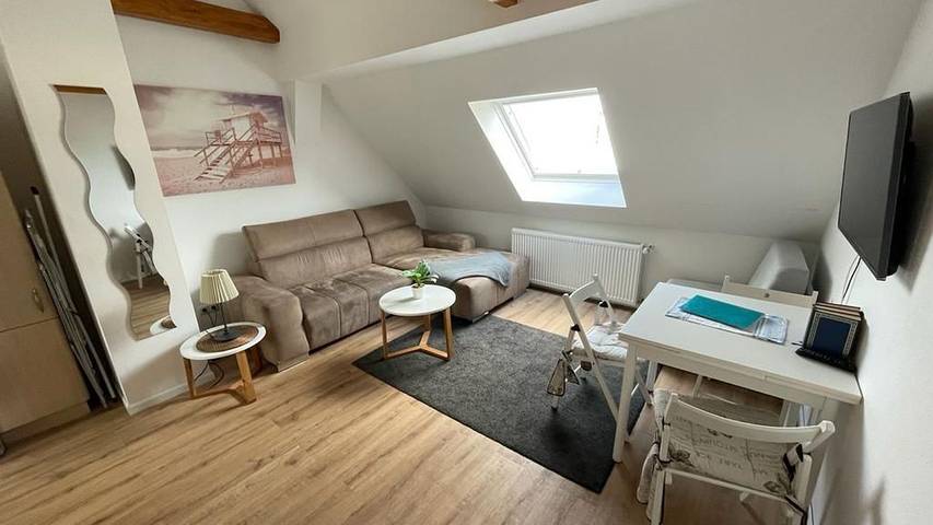 Ferienwohnung für 3 Personen, mit Ausblick und Garten in Rostock
