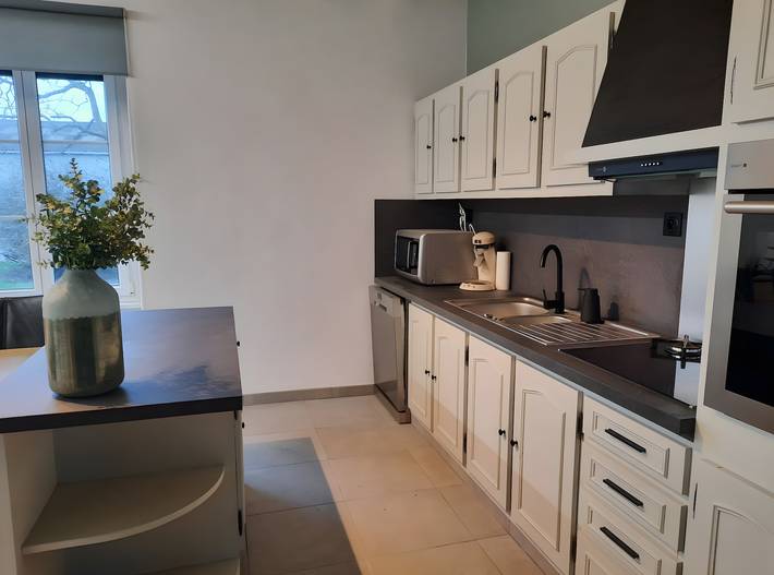 Casa Vacanze 'Gîtes L'autre Vie - Copines 8-10' con Terrazza Privata, Giardino e Wi-Fi in Bourseul, Dinan e dintorni