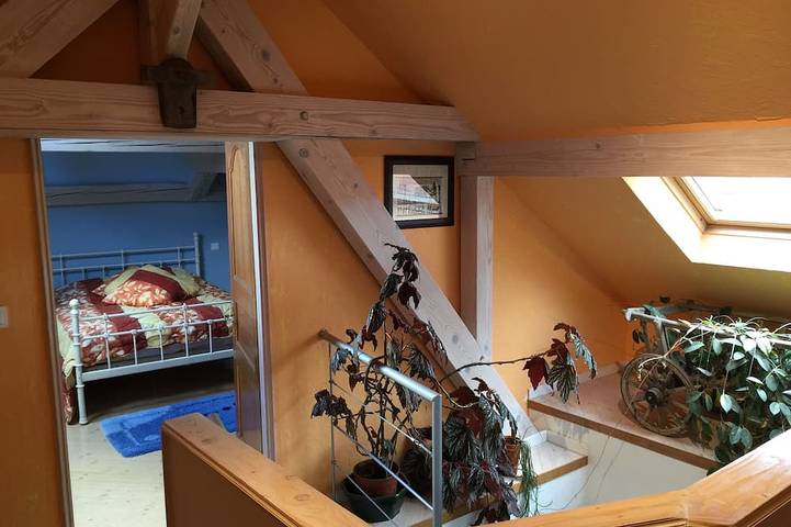 Gîte pour 6 personnes, avec balcon à Russ (homonymie)