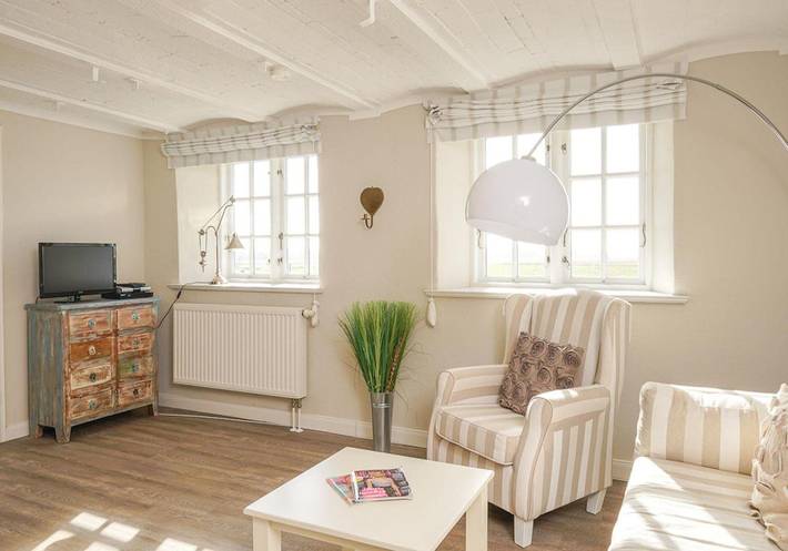 Ferienwohnung für 2 Personen, mit Sauna und Garten sowie Terrasse, mit Haustier in Tating