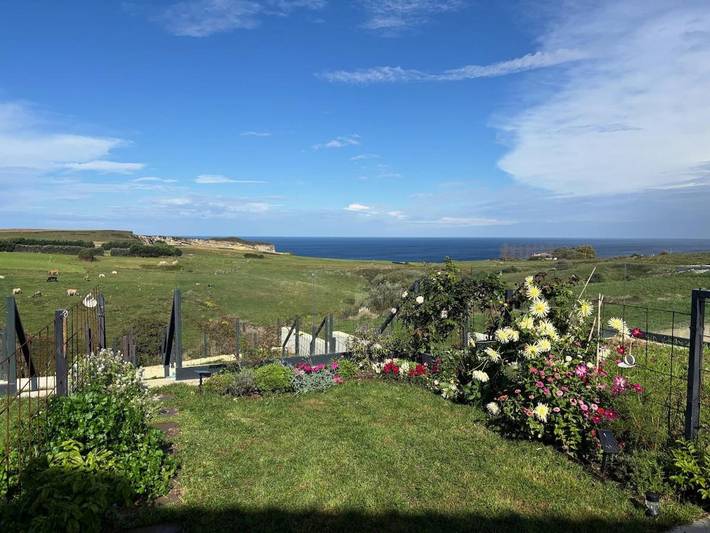 Apartamento de vacaciones para 3 personas, con jardín y vistas - 1