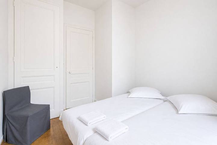 Appartement entier, Appartement 40 m2, 1 ch, 6 pers, WIFI in Villeurbanne, Lyon et ses environs