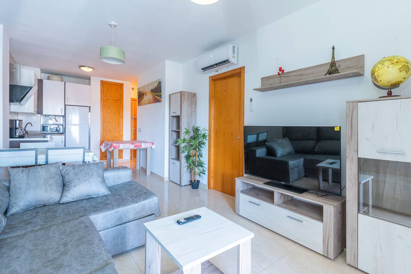 Entire apartment, Apartment 'La Envía Golf' with Sea View, Wi-Fi and Air Conditioning in La Envía, Vícar