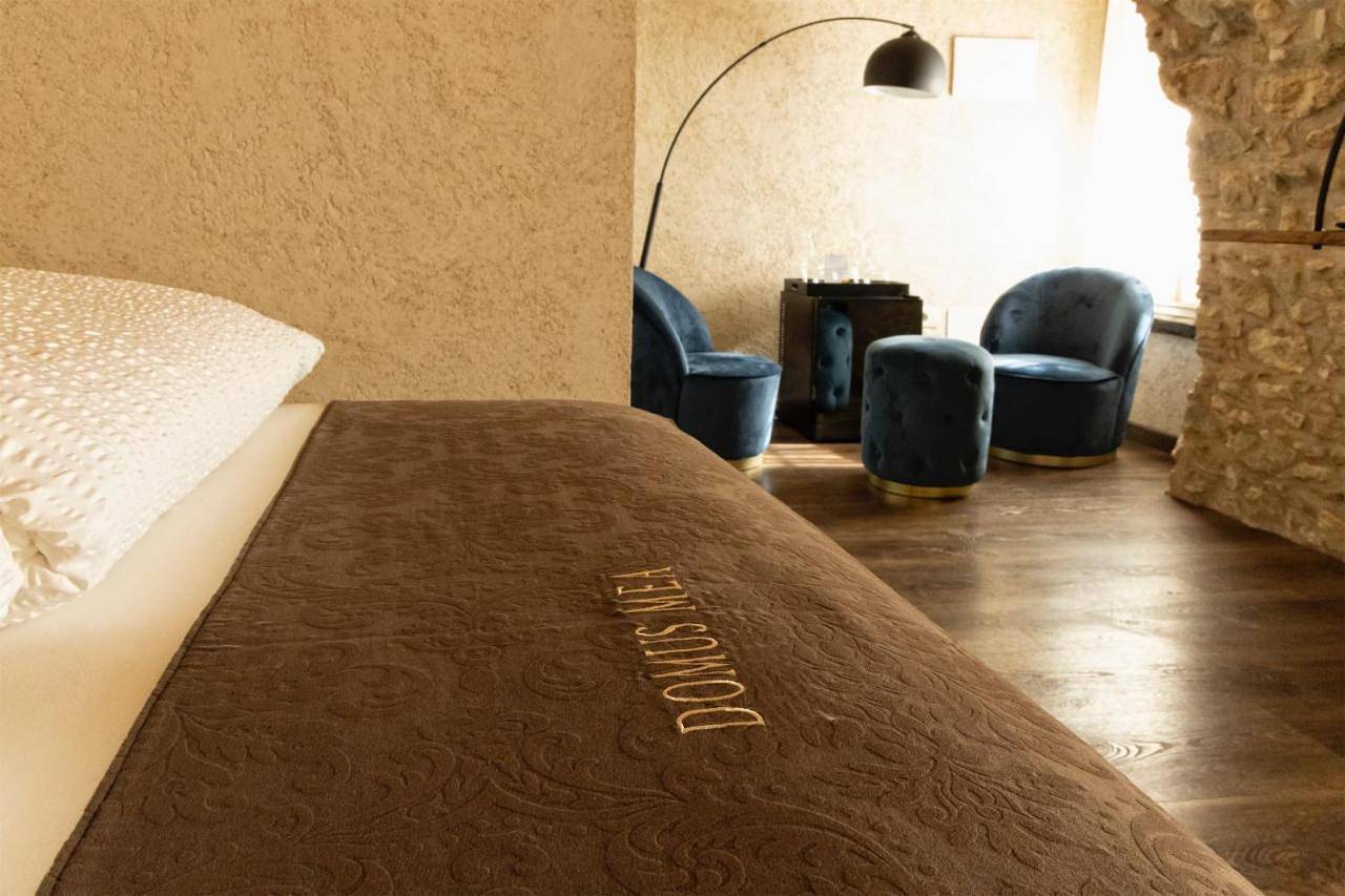 Domus Mea Suites in Caprino Veronese, Garda Bergen