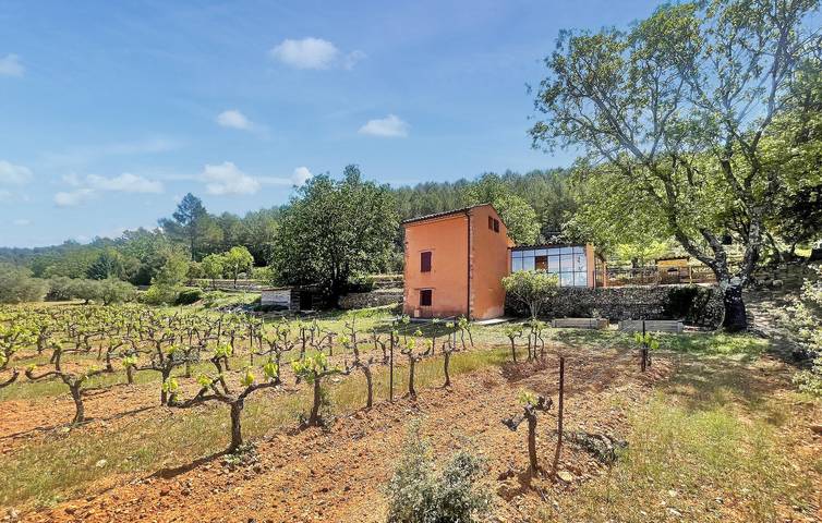 Ferme pour 5 personnes, avec Terrasse dans le Var