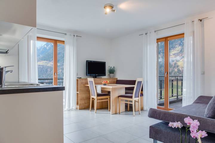 Apartamento de vacaciones para 4 personas, con jardín y balcón - 1