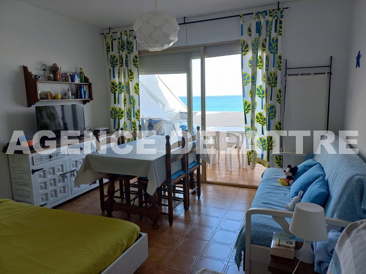 Appartamento intero, Apartment studio in first sea line , in residence with comerce, lift, swimming pool. in Peñíscola, Costa dell'Azahar