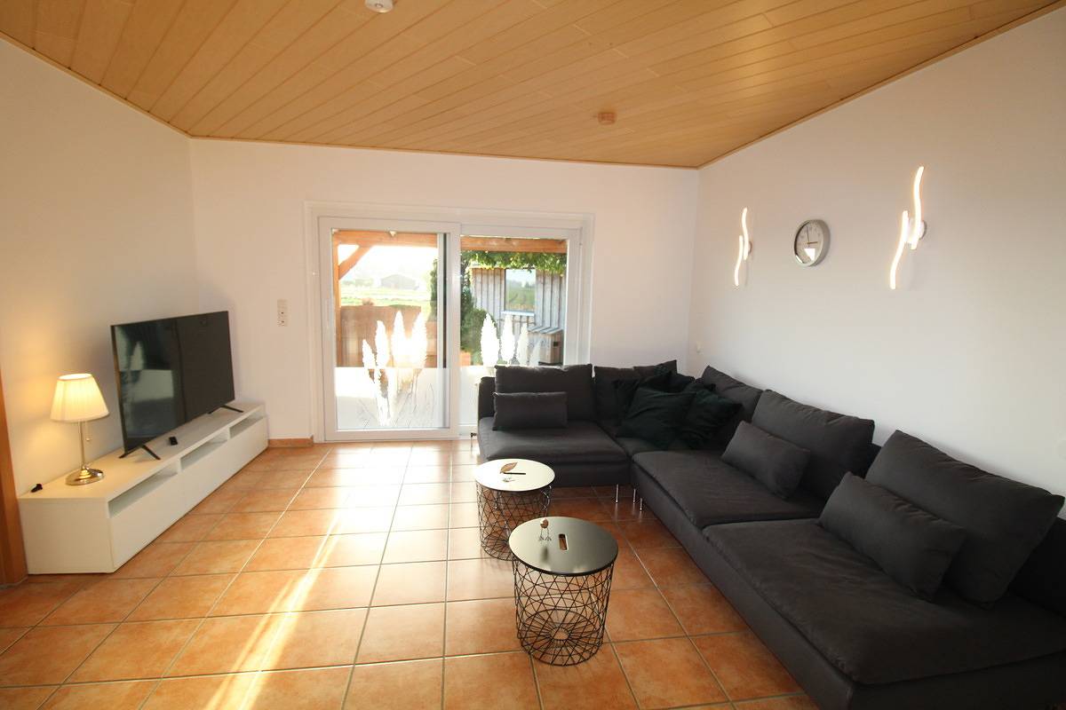 Küstenkind - Ferienhaus 4 Zimmer mit Hund Garten Grillplatz in Nordholz, Cuxland