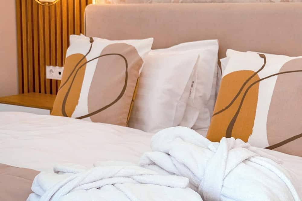Ganze Wohnung, Exklúzív apartman Tihany központjában kétszemélyes pezsgőfürdővel. in Tihany, Balatonfüredi járás