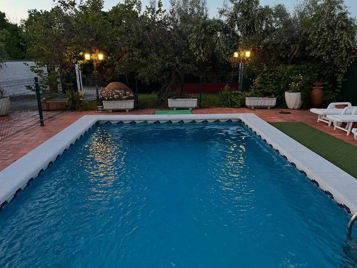 Casa rural para 6 personas, con vistas además de jardín y piscina en Comarca de Trujillo - 4