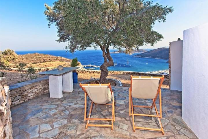 Location de vacances pour 5 personnes, avec vue et jardin dans Platis Gialos Sifnos - 4