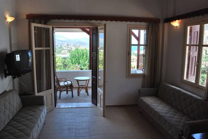 Ferienhaus für 5 Personen, mit Balkon und Garten sowie Pool in Petra (Griechenland) - 3